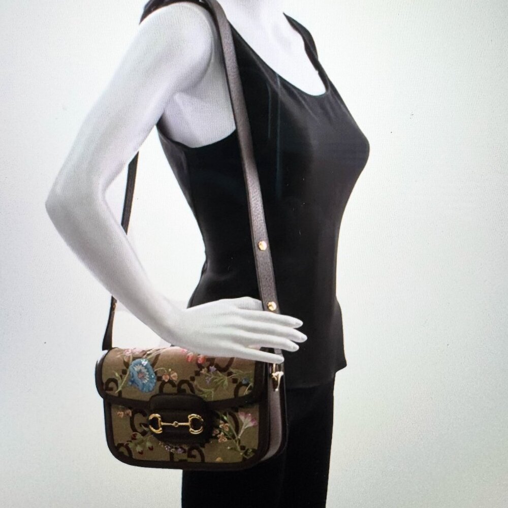 Gucci Horsebit Jumbo GG Floral Embroidered Accordion Shoulder Bag - Picture 3 of 17